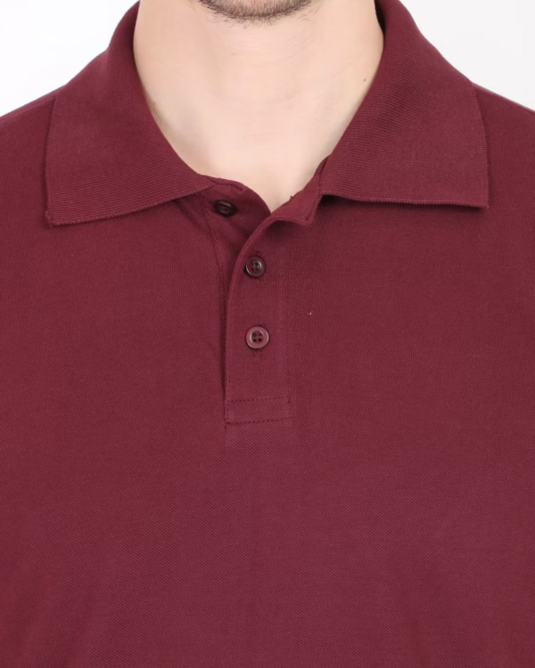 Mens Polo T-Shirt Maroon closeup