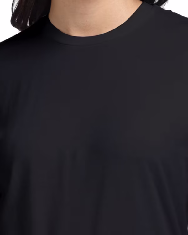 Women Supima-Premium Cotton T-shirt Black closeup